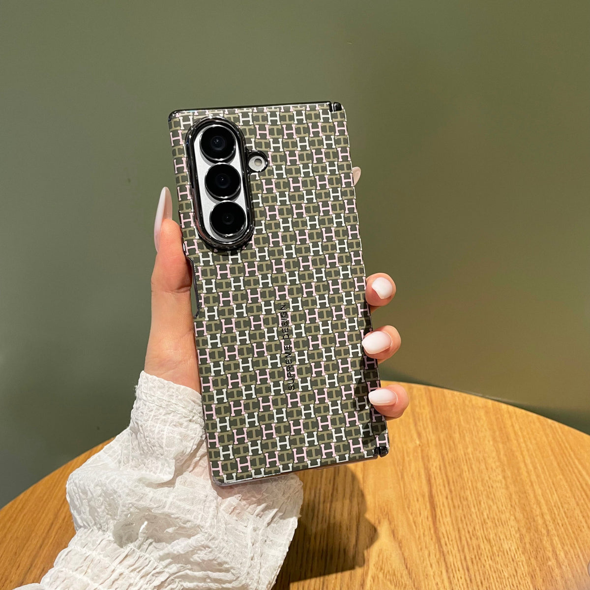 Magnetic Phone Case For Samsung Galaxy Z Fold, Built-In Wireless Charging Magnet